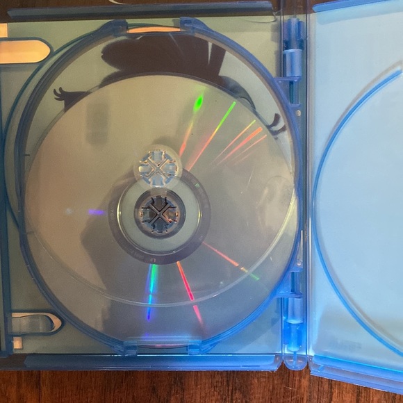 Rio 3D Blu-ray Movie discs set of 3 - Blu-ray 3D, Blu-Ray DVD, & Digital Copy - Picture 5 of 10